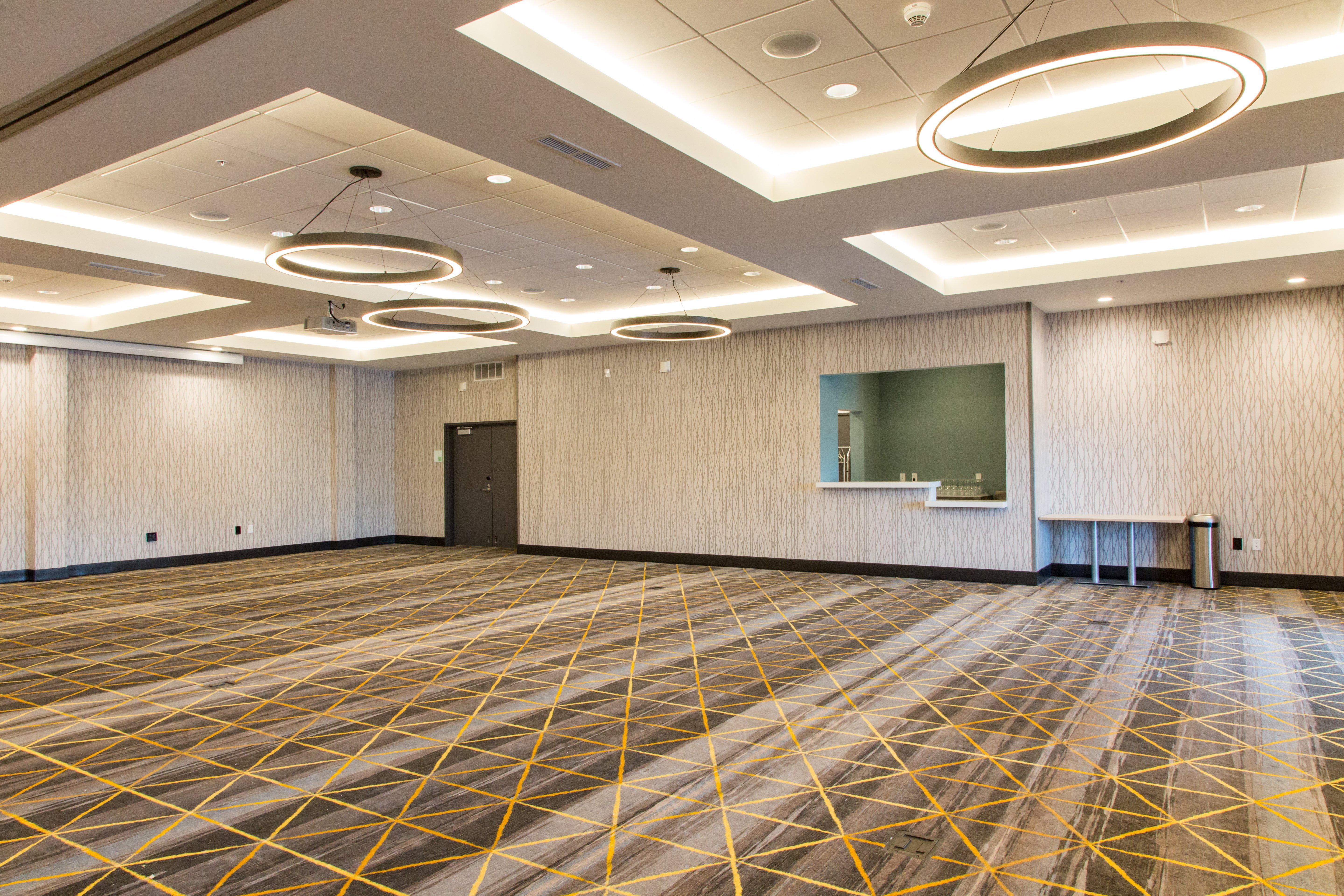 Holiday Inn Hotel & Suites - Mount Pleasant By Ihg Exterior foto